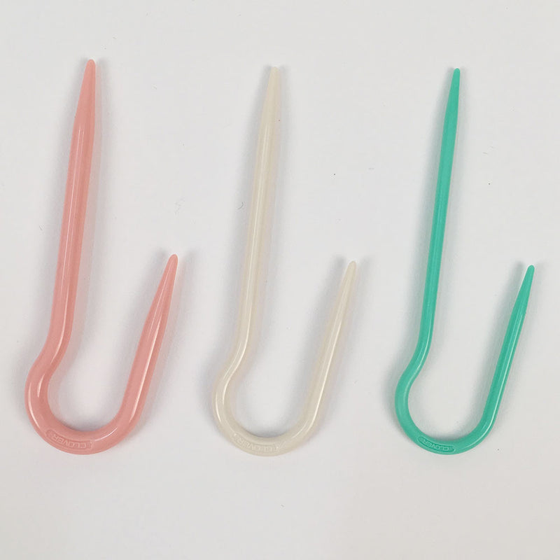 Cable Stitch Holder "U" Notions Clover