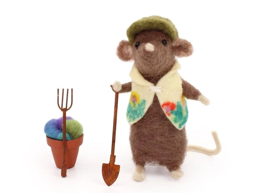 Gardening Mouse Needle Felt Kit Kit The Makers